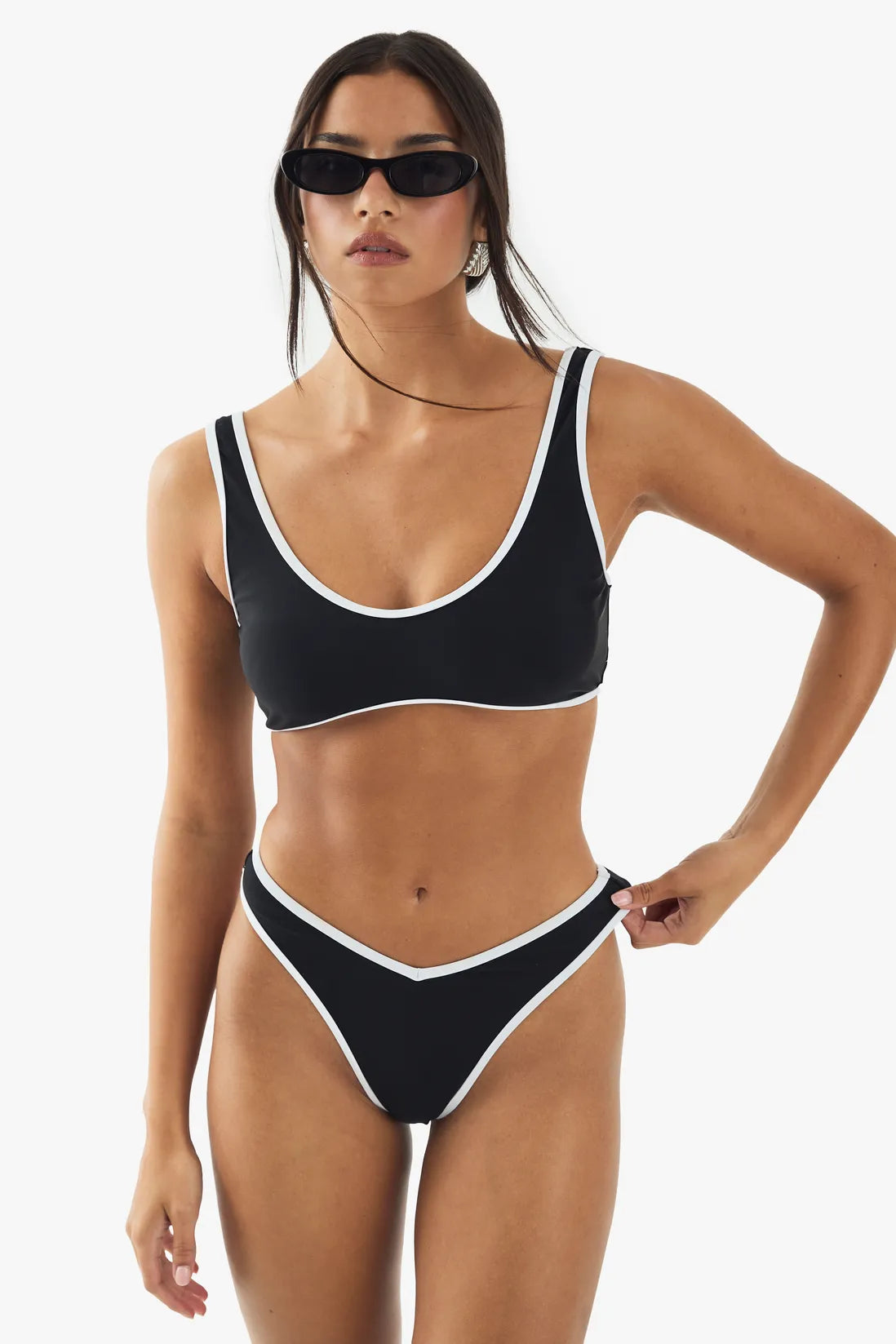 Parte inferior de bikini deportiva