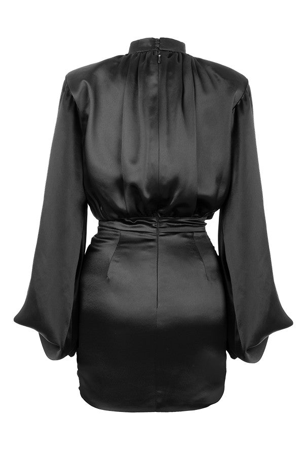 Robe Noire Bold